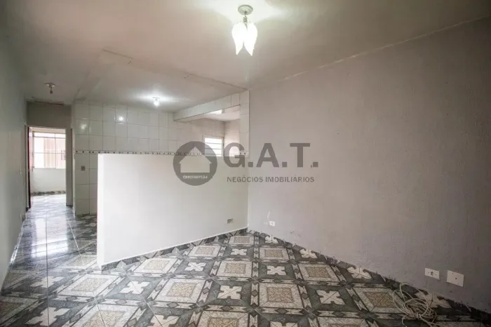 Casa em Condomínio para Locação em Sorocaba-SP - 3 Quartos, 1 Suíte, 2 Salas, 2 Banheiros,