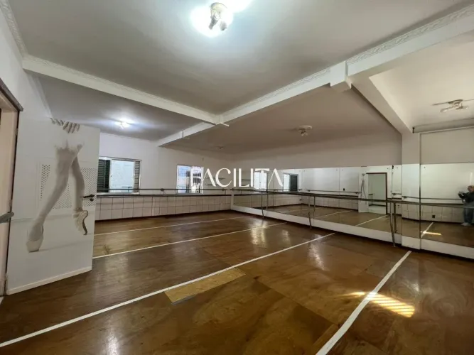 Ponto comercial com 4 salas no bairro Santa Mônica, Florianópolis
