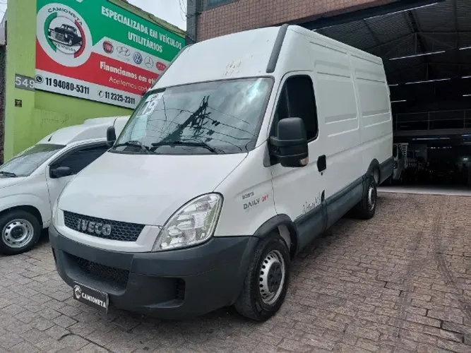 Iveco Daily City 30s13 Furgão 2P (diesel) 2019