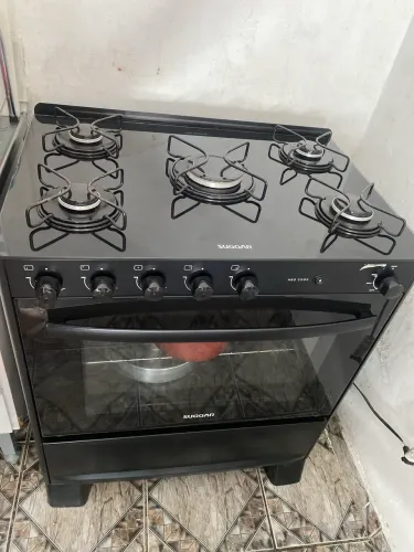 Vende-se, fogão suggar. 5 bocas