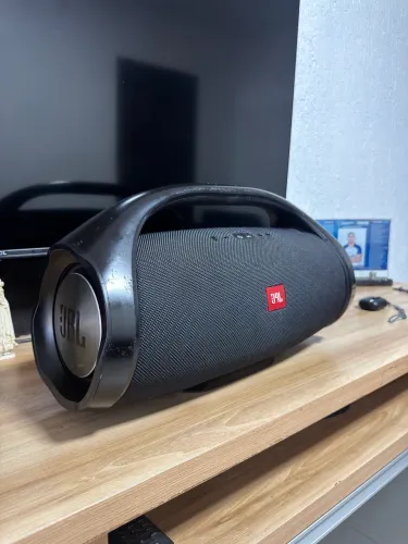 JBL Boombox 1