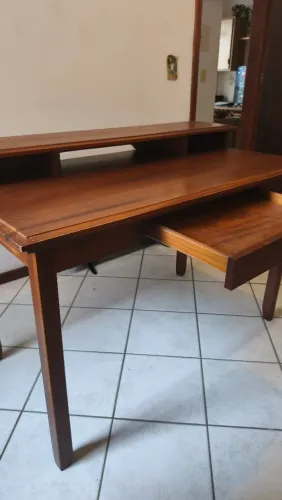 Mesa de escritório/estudos