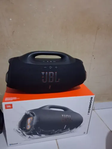 Boombox 4