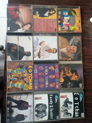 12 CDS