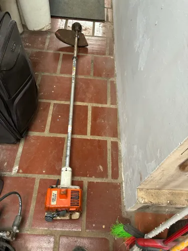 Máquina de roçar