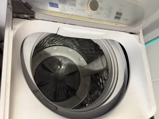 Máquina de lavar roupa 16kg Panasonic