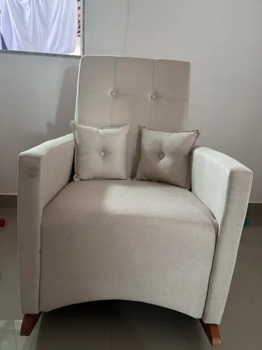 Vendo poltrona amamentação
