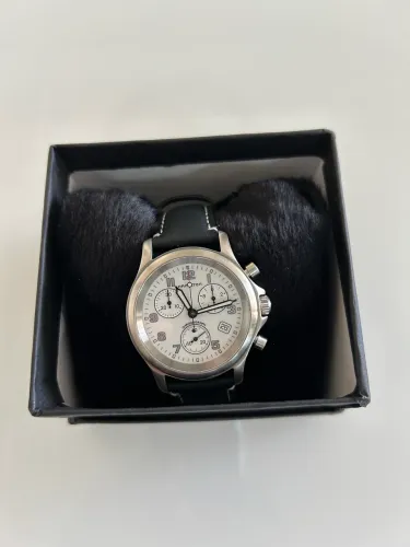 Hamilton Khaki Field quartz chronograph