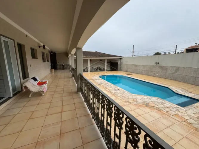 Casa Padrão em Jaú
