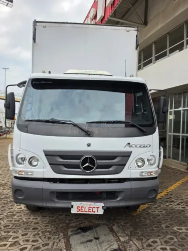 Mercedes-Benz 1316 Accelo 6x2