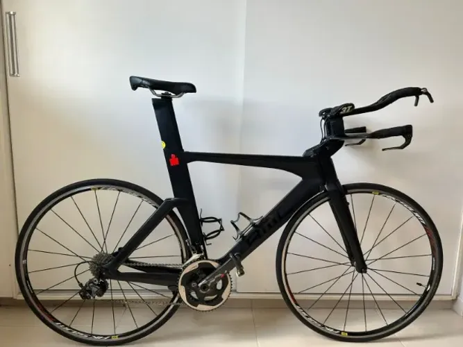 BIKE TT BMC TM01 | Carbono | Potenciômetro | Triathlon