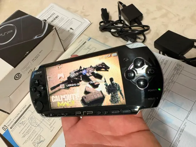 PSP 3010 zerado sem arranhões ,na caixa estado de zero