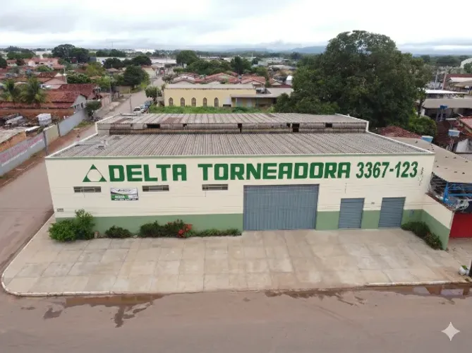 Oportunidade!! Imóvel comercial com galpão em Porangatu/GO - Excelente localização!!