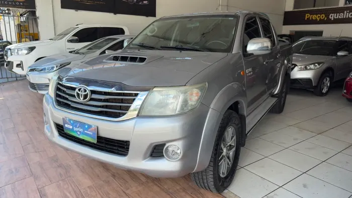 Toyota Hilux CD D4-d 4X4 3.0 TDI Dies. Mec. 2015