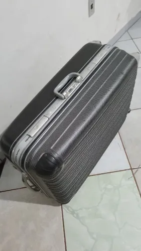 Mala de Viagem Pierre Cardin Grande 32KG com cadeado de senha interno