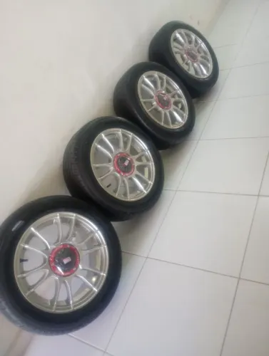 Rodas aro 15 furação 4 por 100 e 4 por 108