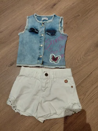Conjunto Infantil Feminino Tamanho 4 - Colete Jeans + Shorts Branco