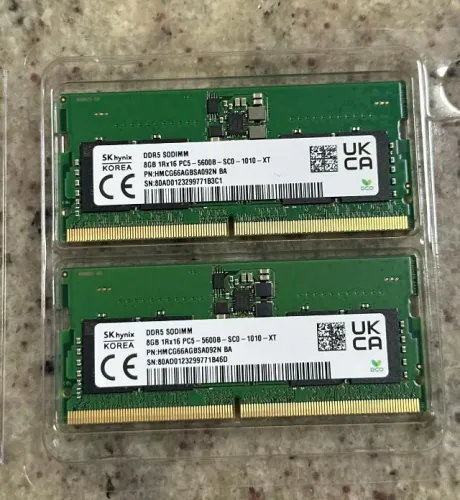 Memória RAM SK Hynix DDR5 16GB (2x8GB) 5600MHz para Notebook