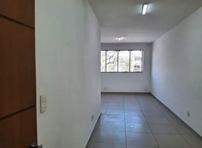 Sala comercial no centro de Guarulhos - SP