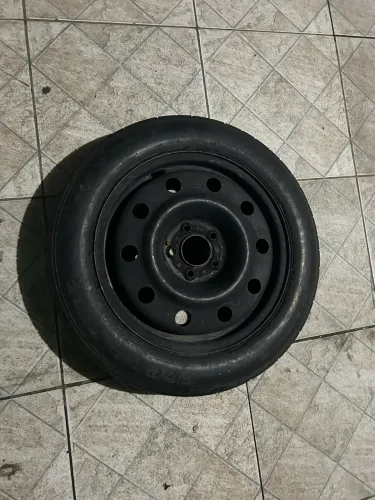 Estepe para carro