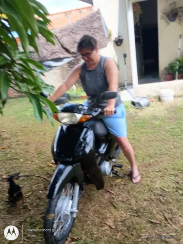 Olha eu vou ser sincero eu comprei de homem e não sabia que era de leilão agora quero vend