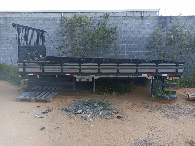 Carroceria para caminhão 3/4