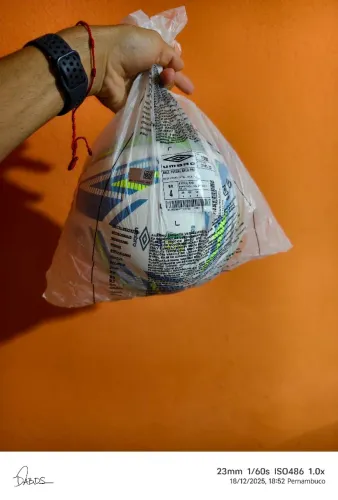 PROMOÇÃO IMPERDÍVEL Bola De Futsal Umbro Sala PRO