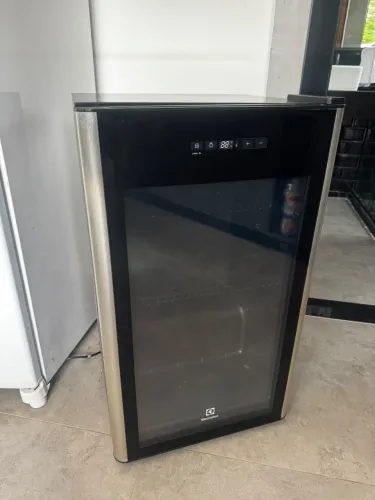 CERVEJEIRA ELECTROLUX 100L - 127v