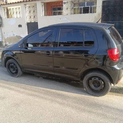Volkswagen Fox 1.0 MI Total Flex 8V 5P 2013