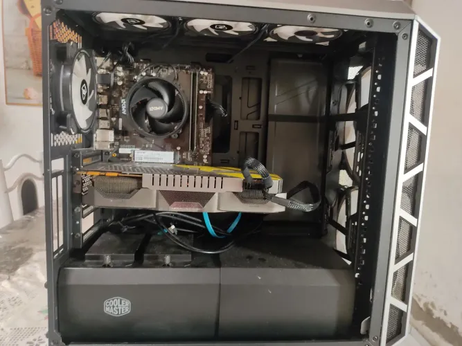 PC Gamer Ryzen 5 4500 + GTX 1070 8 GB + SSD NVMe 512 GB