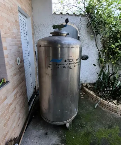 Filtro em aço Inox 16 m ³ usado .