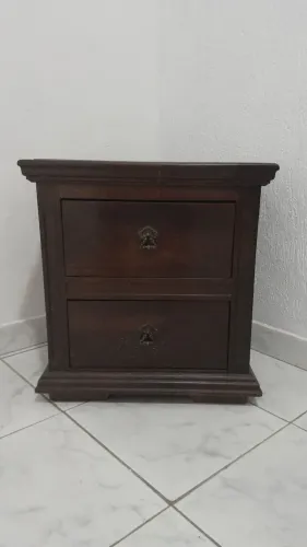 Criado mudo
