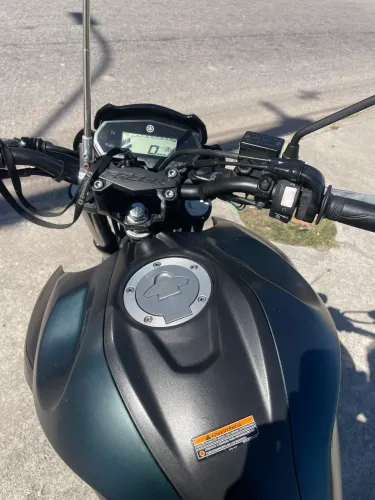 Yamaha FZ25 ABS 2024 ! 13 mil km ! Revisões na Yamaha ? Baú Proos