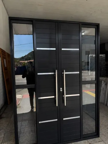 PORTA DE CORRER SACADA LAMBRIL LUXO 2.10x1.50 PRETA DIRETO DA FÁBRICA