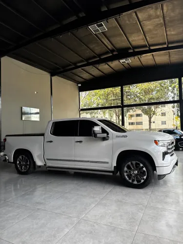 Chevrolet Silverado High Country 5.3 V8 AWD Aut. 2024