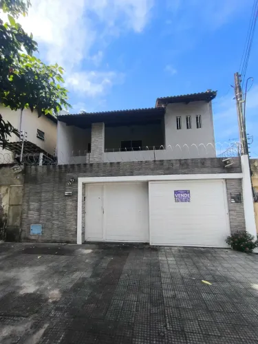 EXCELENTE CASA DUPLEX À VENDA NA PARANGABA FORTALEZA/CE
