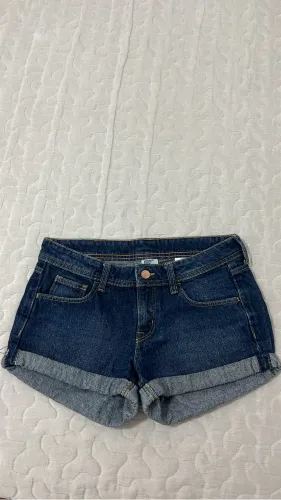 shorts cintura baixa H&M