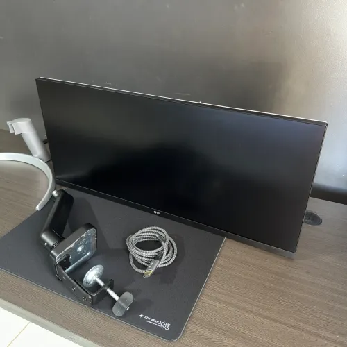 Monitor LG Ultrawide + Suporte Articulado