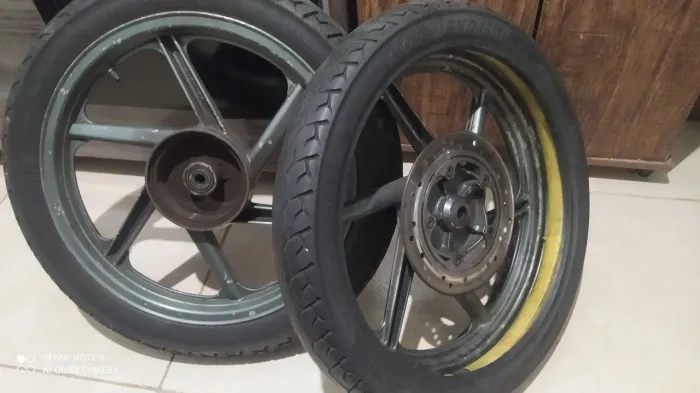 Roda de moto fan 125/150/Strada 200