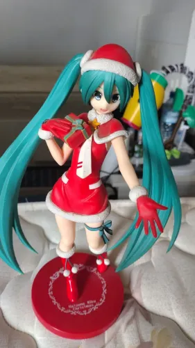 Hatsune miku de Natal original feita pela SEGA