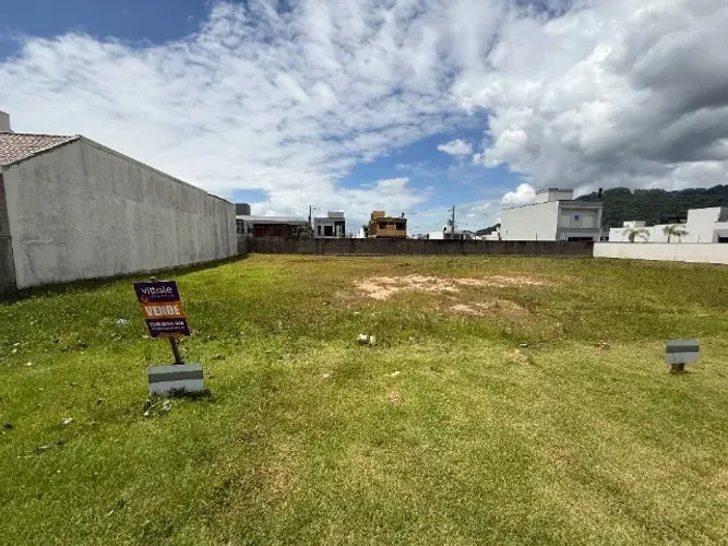 Lote à venda 180m2 - Deltaville - Biguaçu/SC