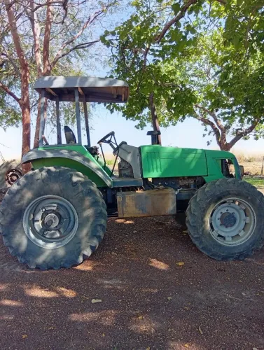 Trator Agrale bx6150