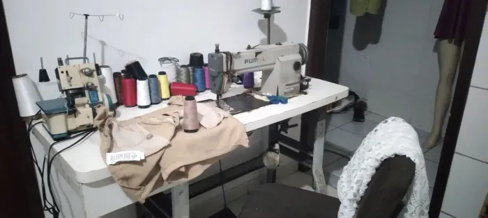 Maquina de costura industrial