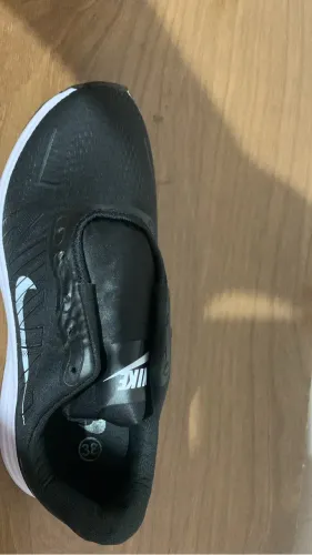 Tênis Nike (novo) 