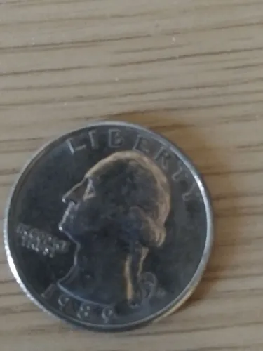 Moeda de 4 dólares para colecionadores.
