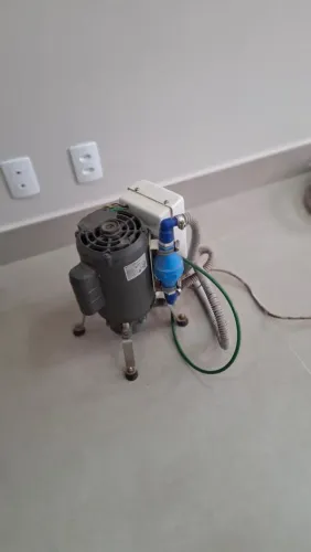 VENDE-SE BOMBA A VACUO SAEVO