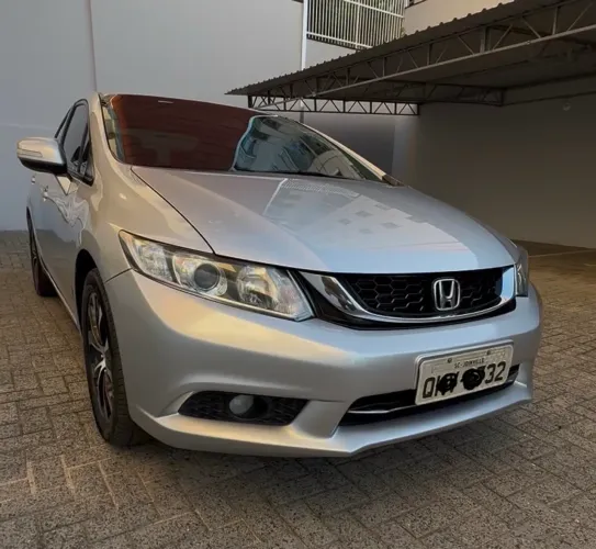 Honda Civic Sedan LXR 2.0 Flexone 16V Aut. 4P 2016