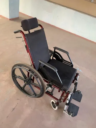 Cadeira de Rodas Ergonômica Reclinável Prolife