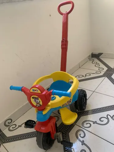 Vendo carrinho de bebe semi novo 100,00