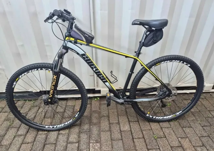 Bike MTB Eleven cambio Shimano Alivio